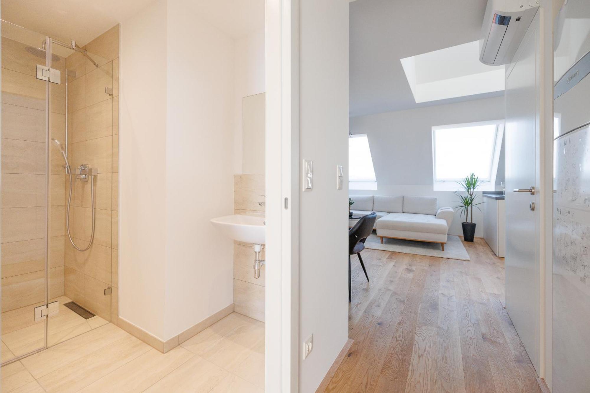 Symphony Apartments 38 - Modern Loft With Terrace And Grill In Central Location Виена Екстериор снимка