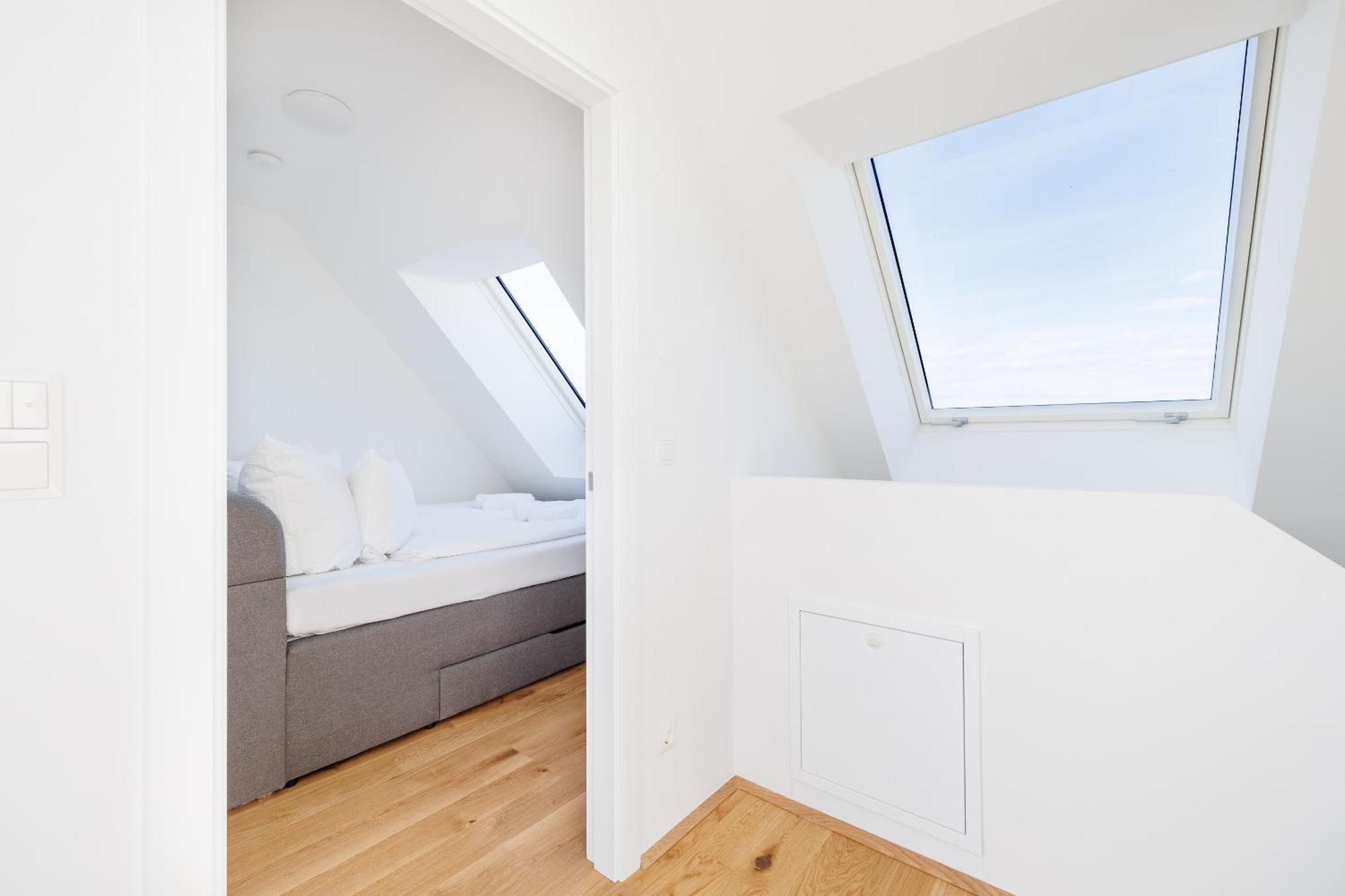 Symphony Apartments 38 - Modern Loft With Terrace And Grill In Central Location Виена Екстериор снимка
