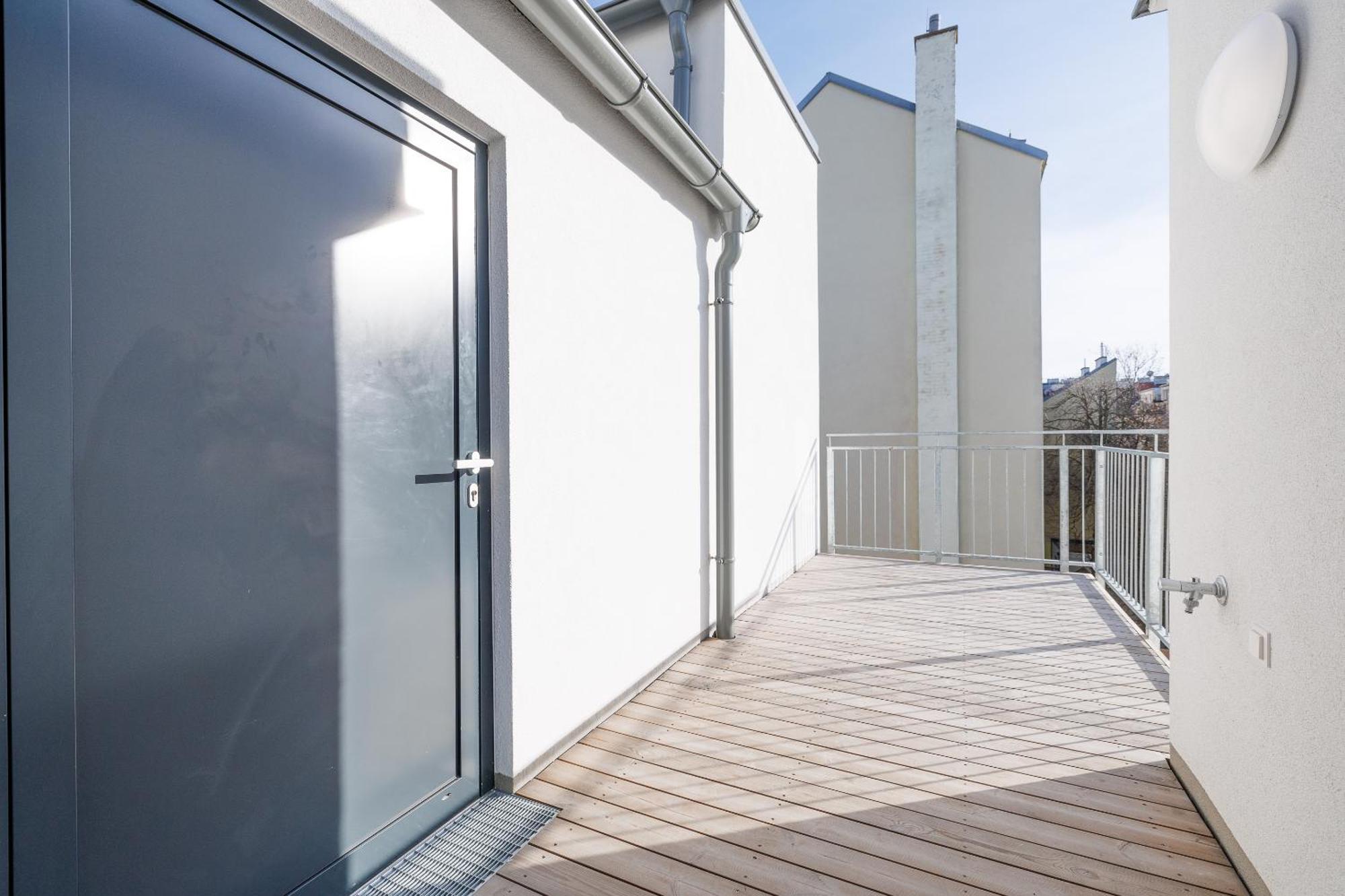 Symphony Apartments 38 - Modern Loft With Terrace And Grill In Central Location Виена Екстериор снимка